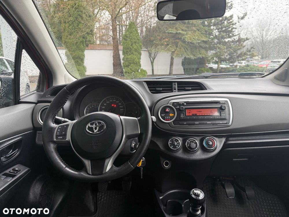 Toyota Yaris 1.33 Luna - 17