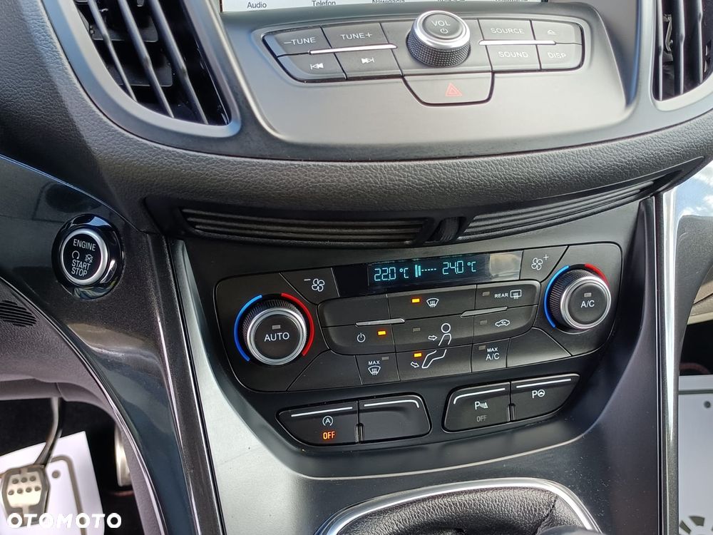 Ford Kuga 2.0 TDCi 4x2 ST-Line - 24