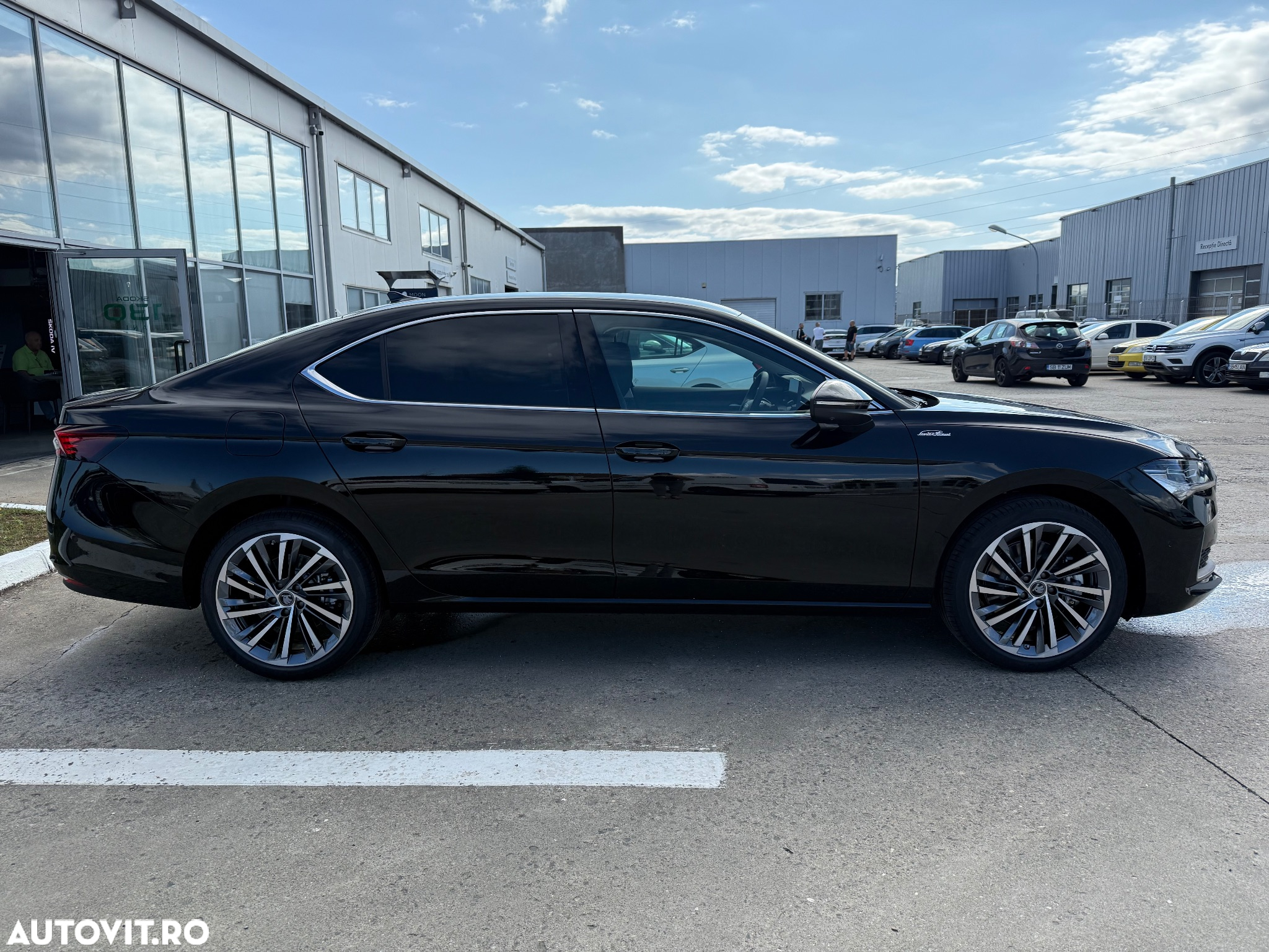 Skoda Superb 2.0 TSI 265 CP 4x4 DSG Laurin & Klement - 8