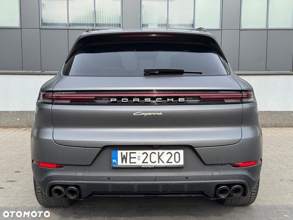 Porsche Cayenne - 9