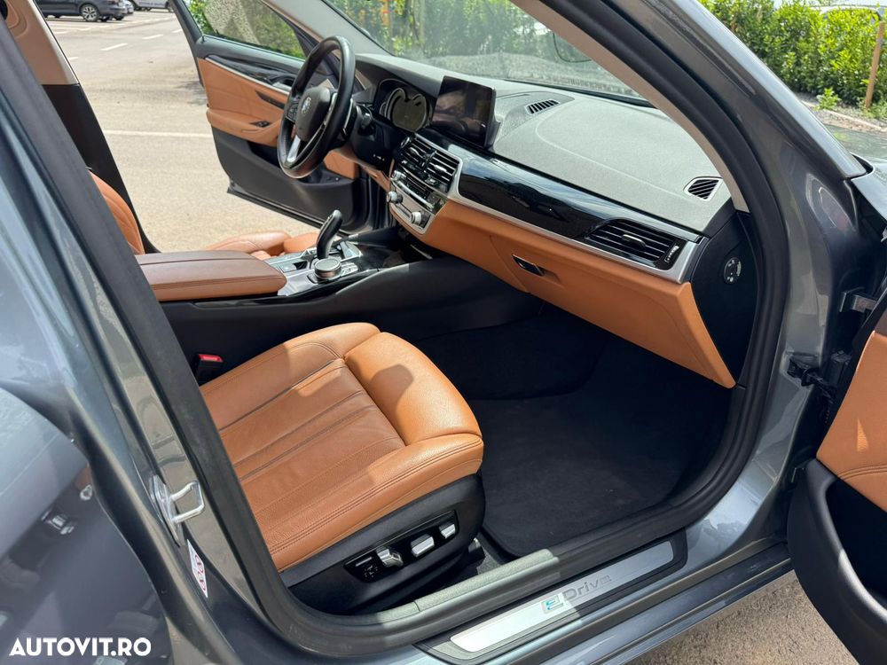BMW Seria 5 530e AT PHEV - 12