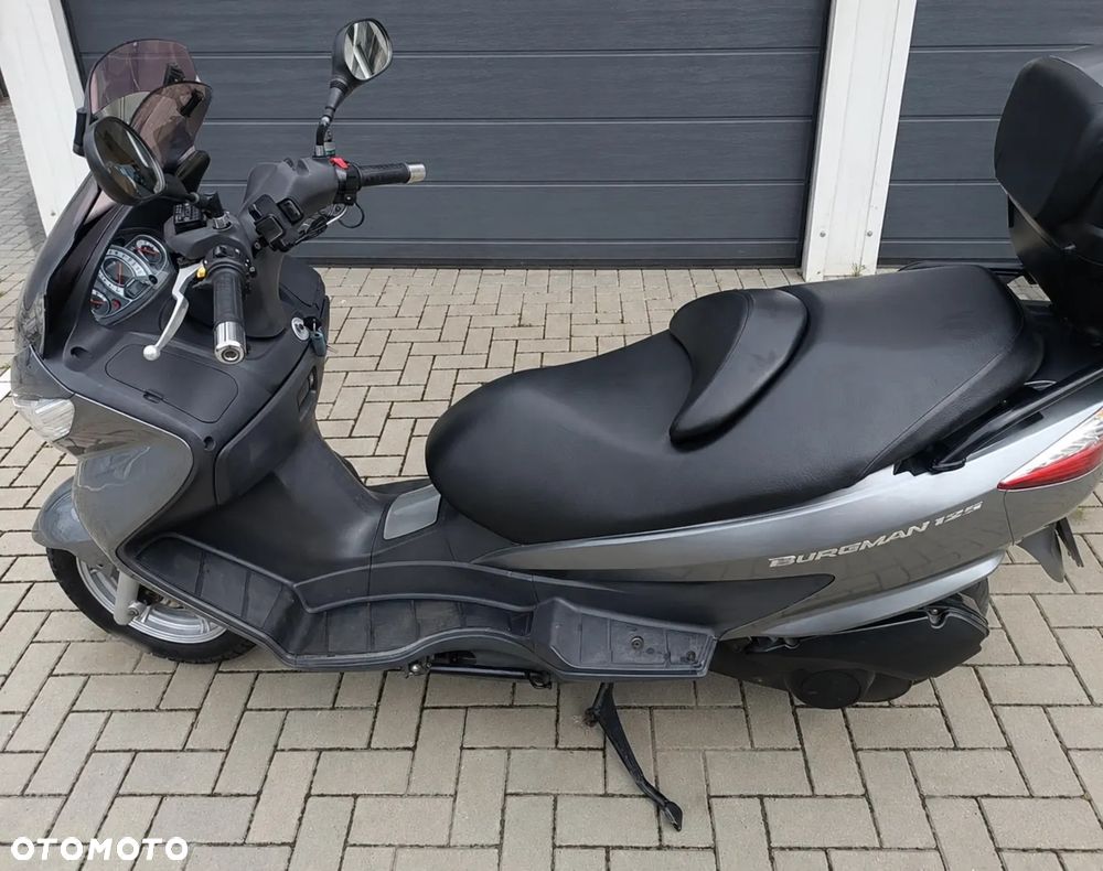 Suzuki Burgman - 3