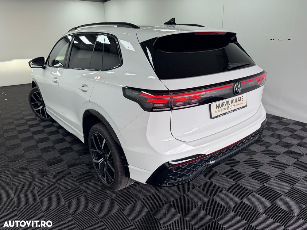Volkswagen Tiguan 2.0 TDI DSG 4Motion R-Line - 29