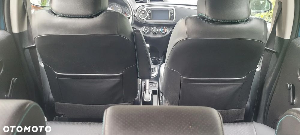 Toyota Yaris 1.33 Premium - 11