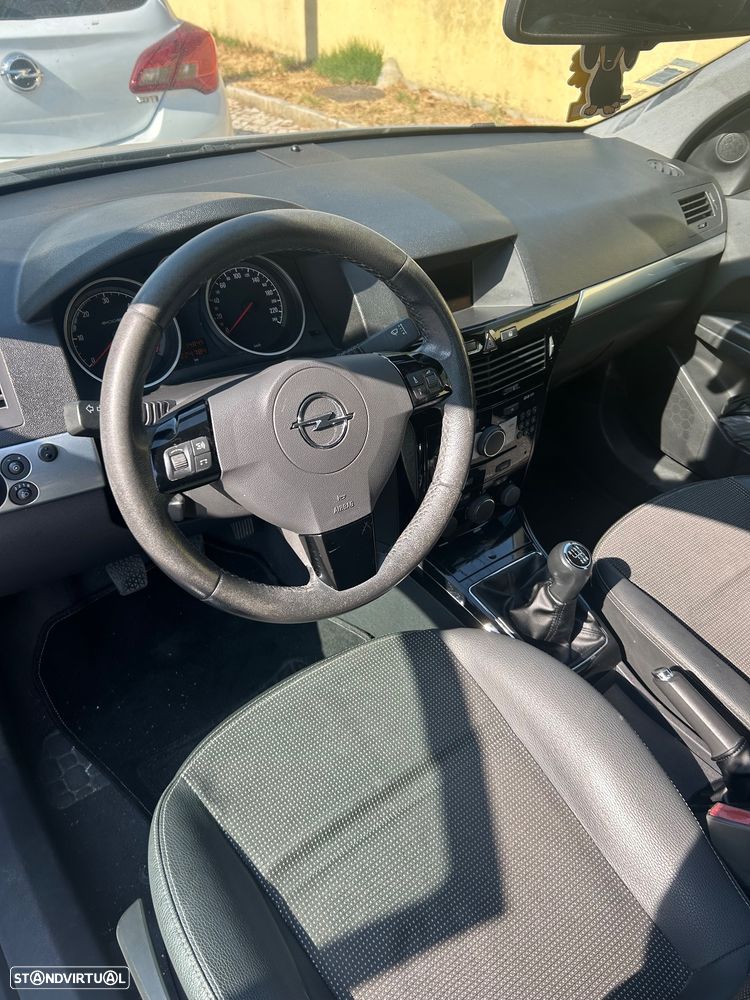 Opel Astra 1.7 CDTi Cosmo ecoFLEX - 8