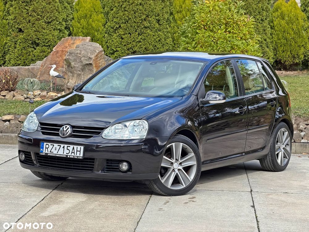 Volkswagen Golf - 37