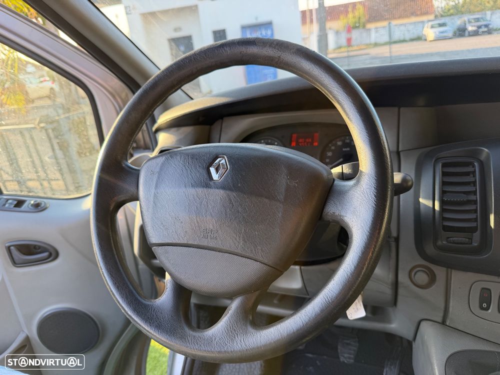 Renault TRAFIC 2.0 DCI L1H1 2,7 T - 9