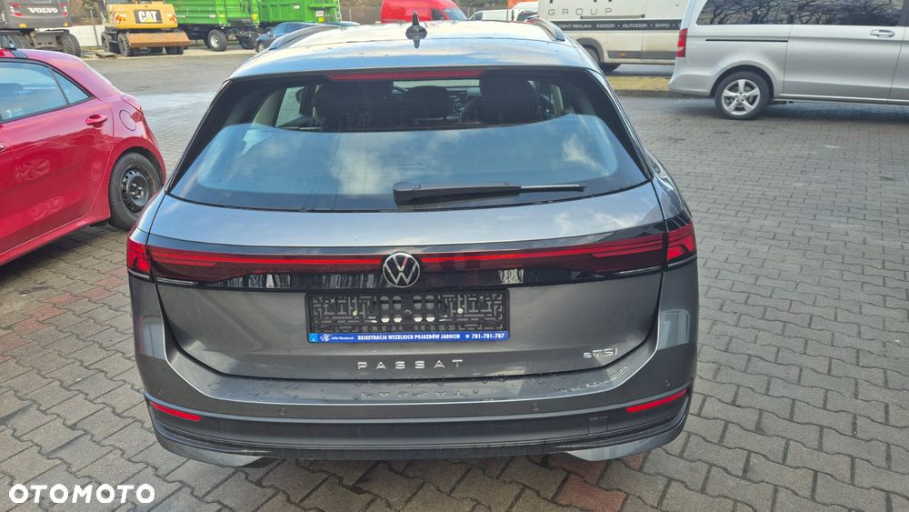 Volkswagen Passat - 6