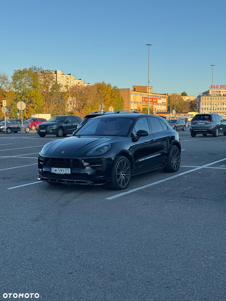 Porsche Macan GTS - 2