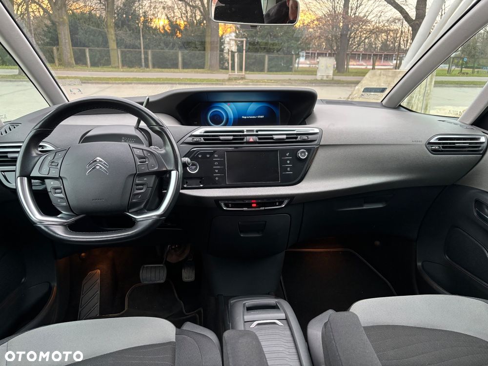 Citroën C4 Grand Picasso 1.6 THP MoreLife S&S EAT6 - 16