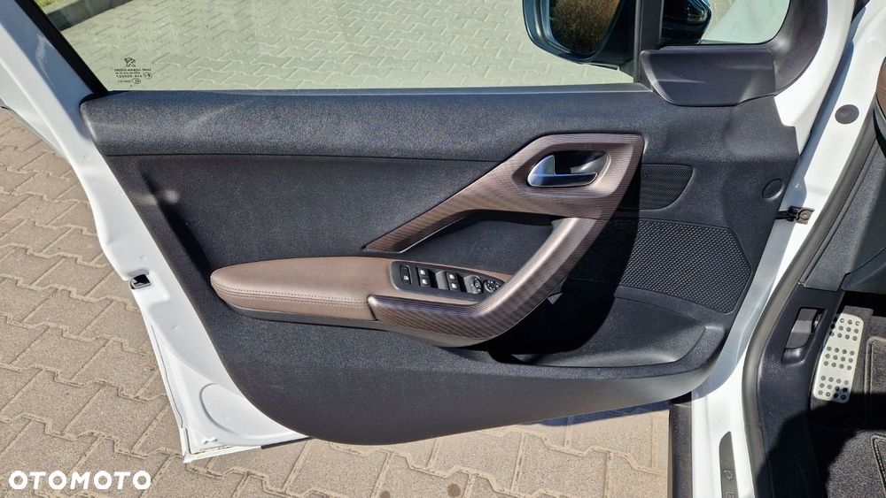 Peugeot 2008 120 VTI Allure - 10
