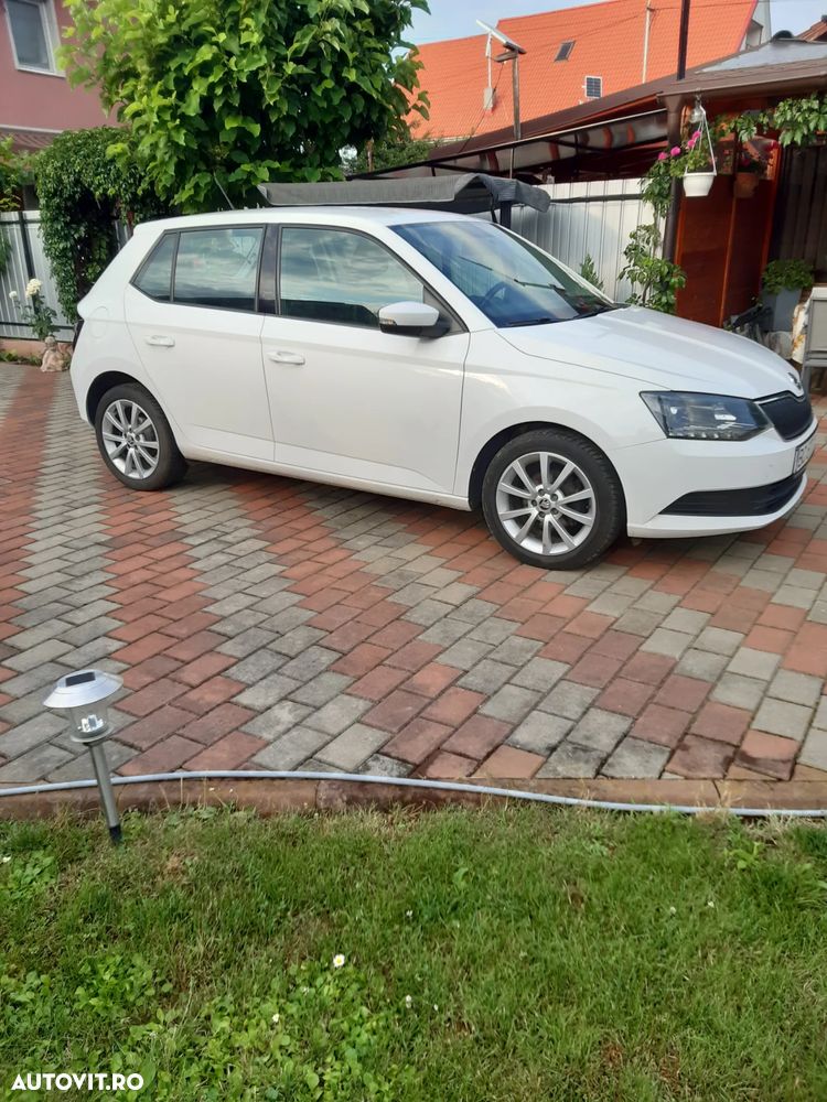Skoda Fabia 1.0 TSI Ambition - 4