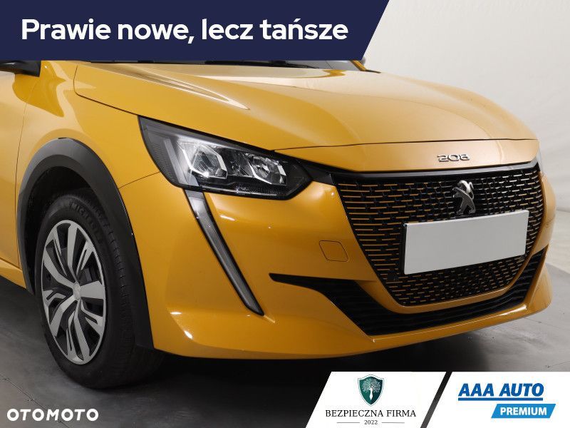 Peugeot 208 - 23