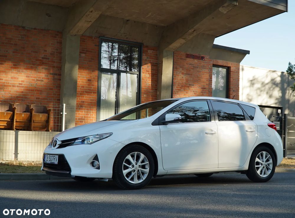 Toyota Auris 2.0 D-4D Comfort - 6
