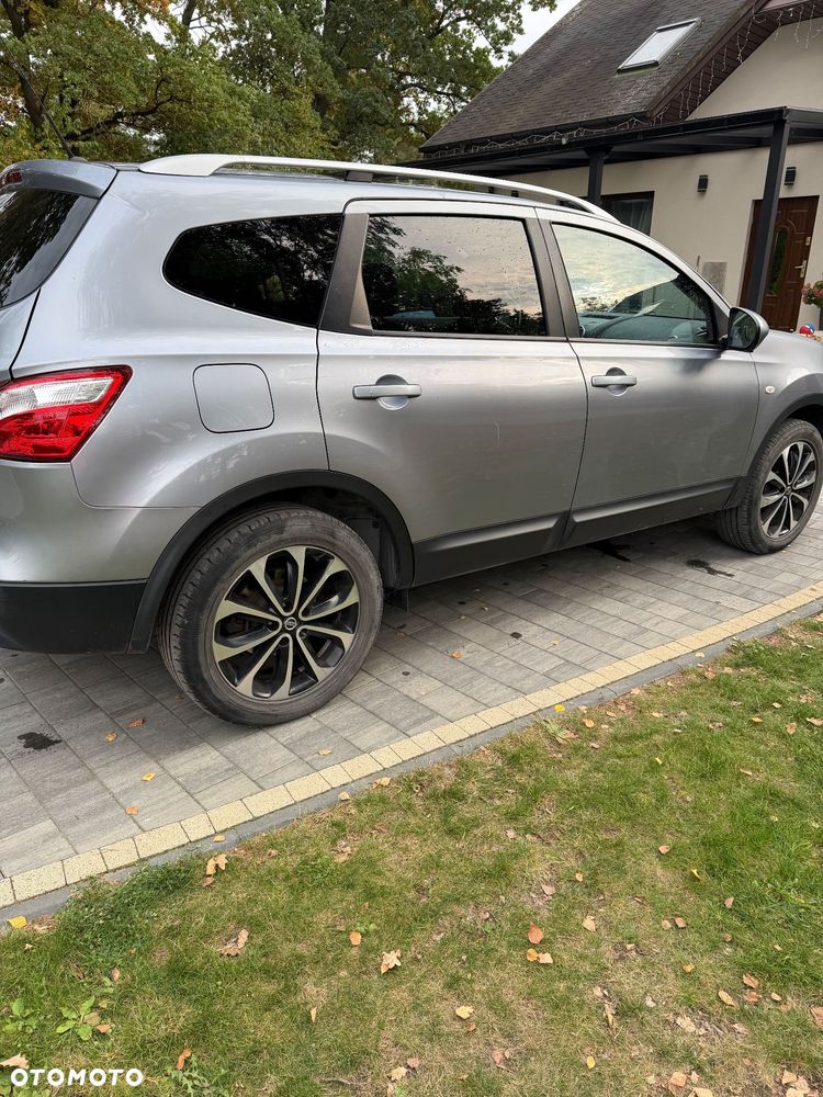 Nissan Qashqai+2 - 20