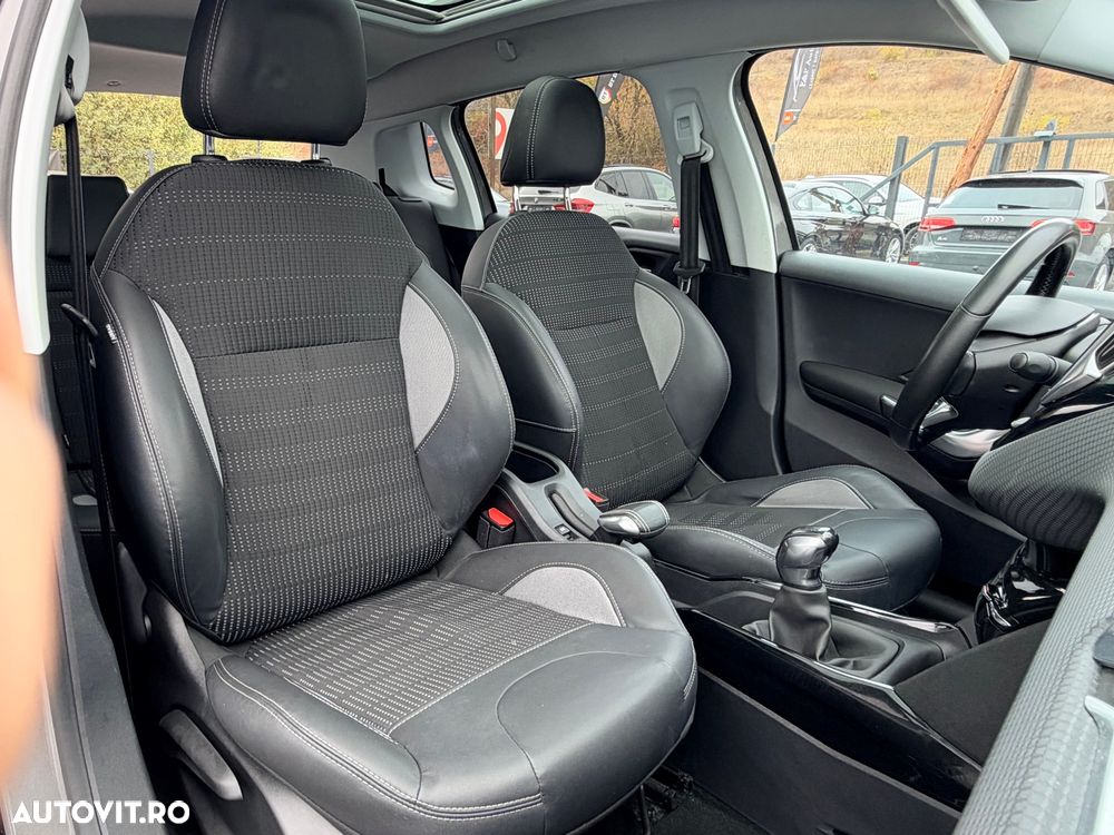 Peugeot 2008 PureTech 82 Style - 19
