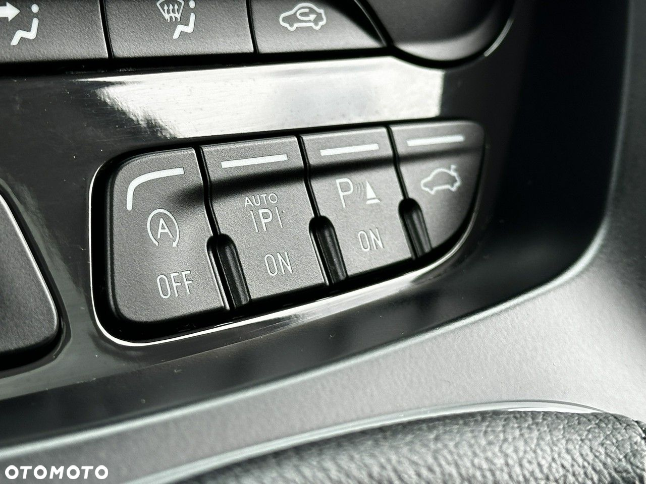 Ford Kuga 2.0 TDCi 2x4 SYNC - 26
