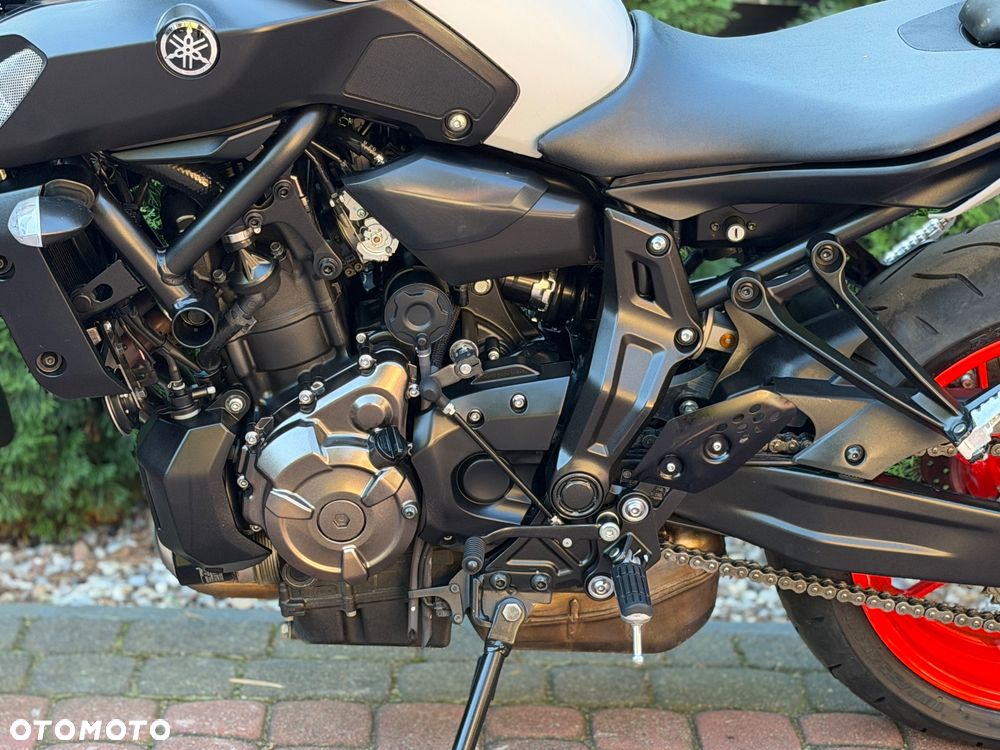 Yamaha MT - 16