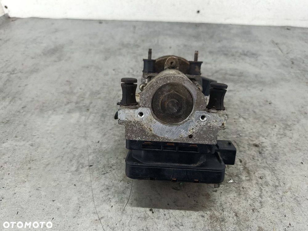 POMPA ZAWIESZENIA CITROEN C5 II 2.0 HDI - 2