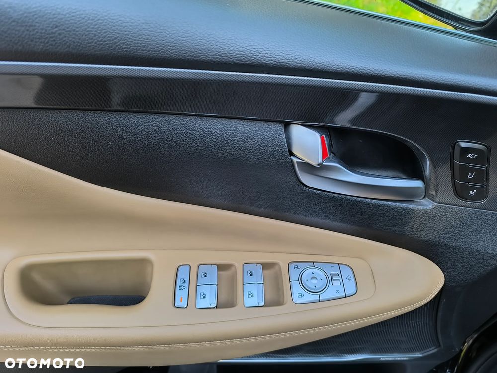 Hyundai Santa Fe - 12