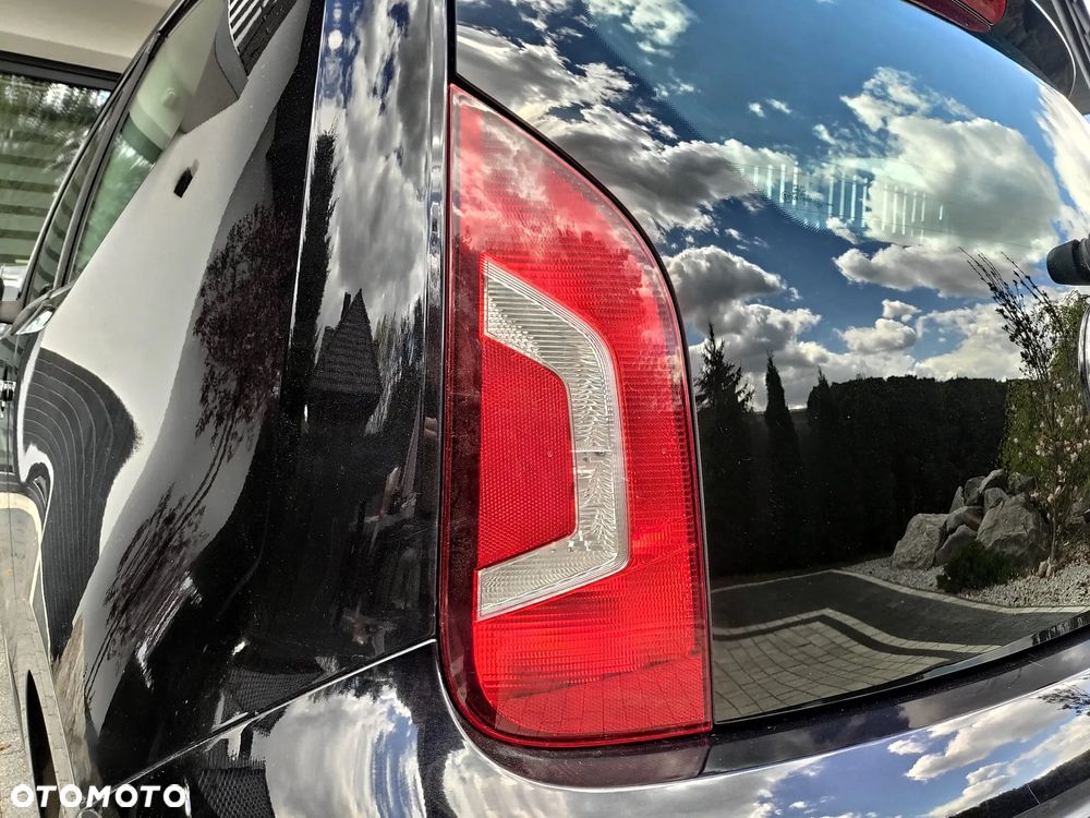 Volkswagen up! 1.0 high - 16