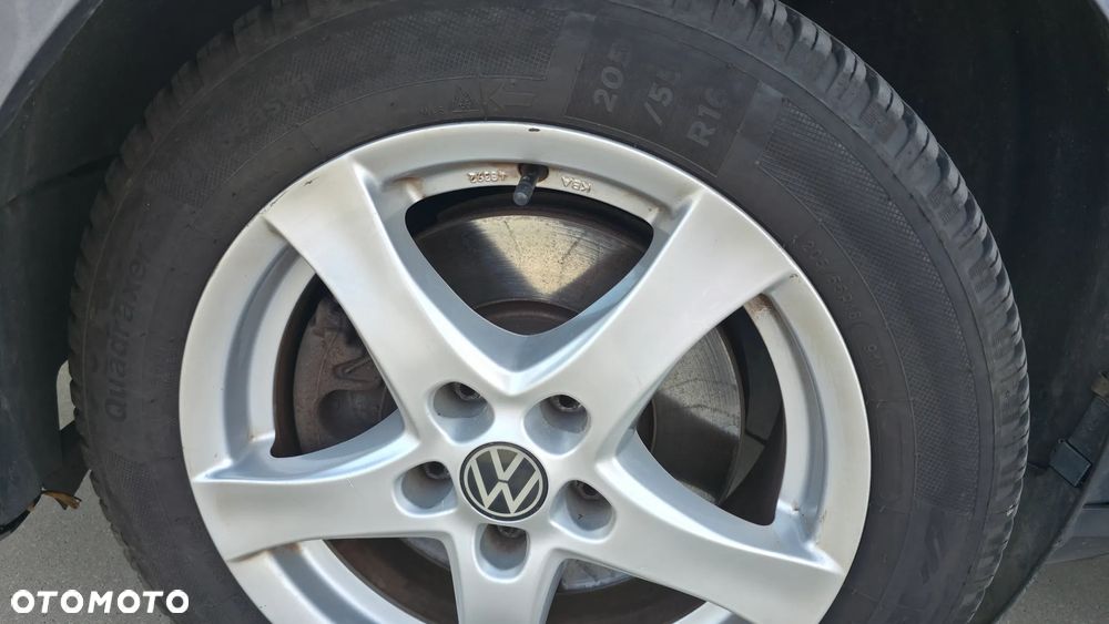 Volkswagen Passat 2.0 TDI DPF Comfortline - 12