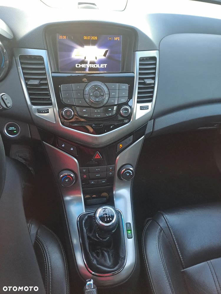 Chevrolet Cruze 1.4 T LTZ - 8