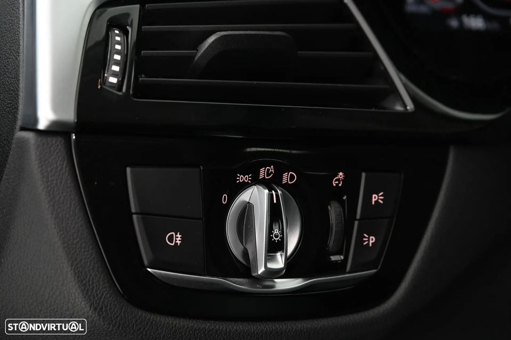 BMW 520 d Auto - 22