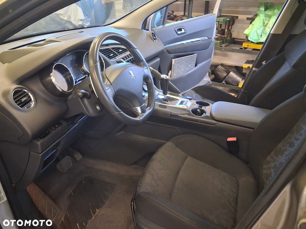 Peugeot 3008 - 18