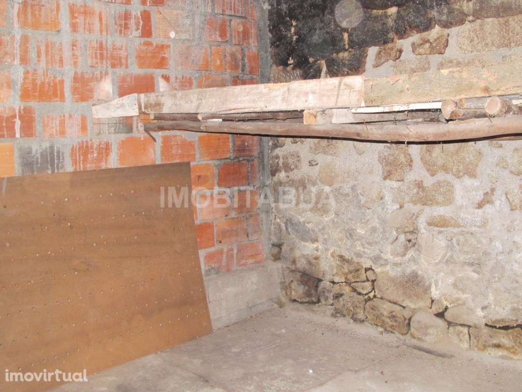 2 Moradias em banda para restauro em Aldeia das Dez - Grande imagem: 4/9