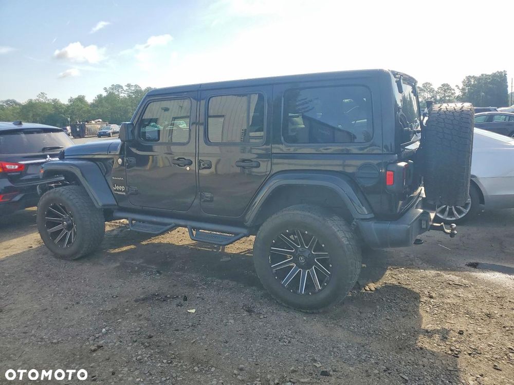 Jeep Wrangler 3.6 Unlim Sahara - 3