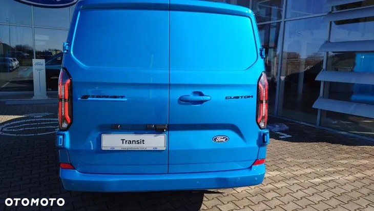 Ford Transit E-Custom - 27