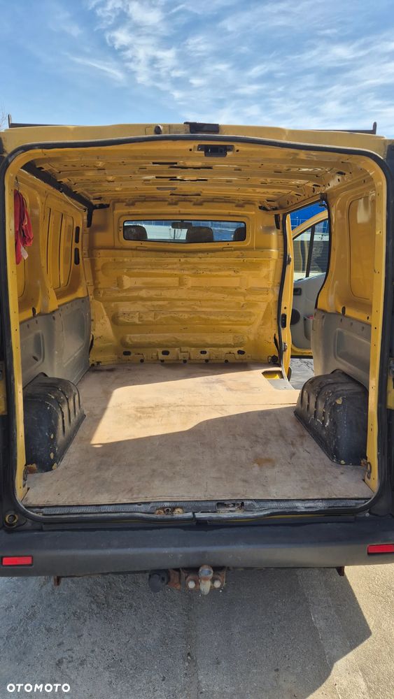 Renault Trafic - 10