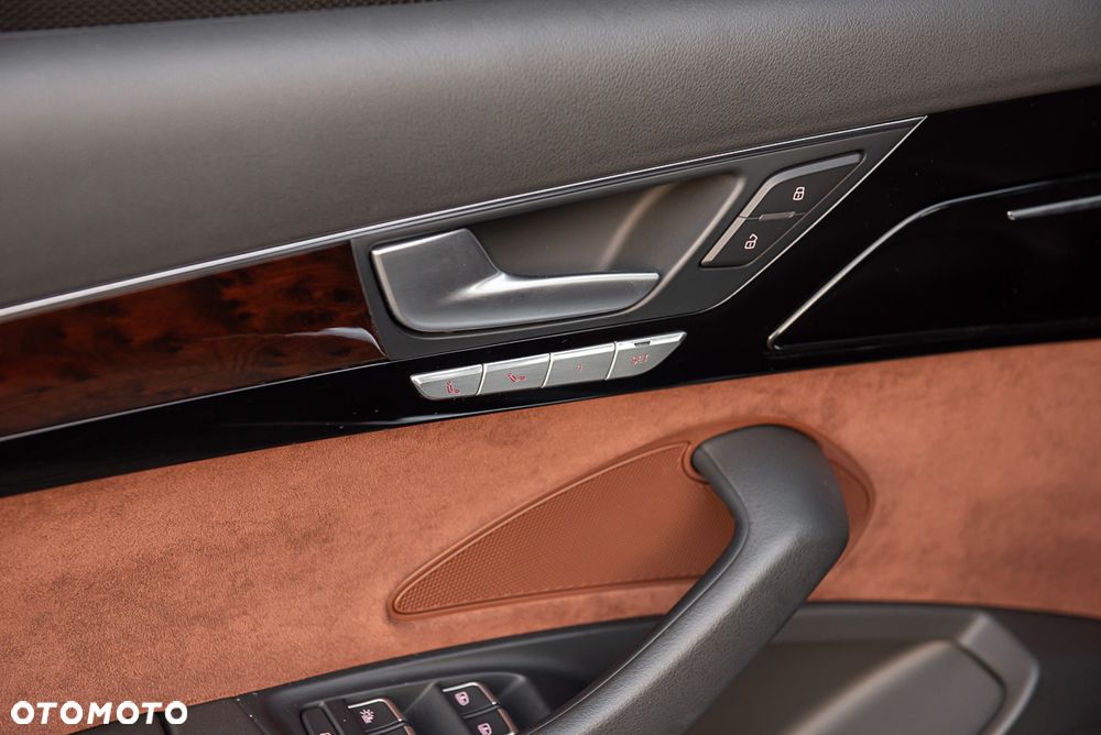 Audi A8 - 36