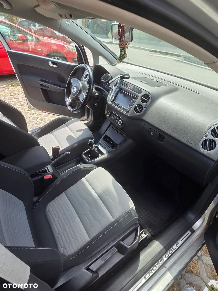 Volkswagen Golf Plus 1.6 TDI Comfortline - 11
