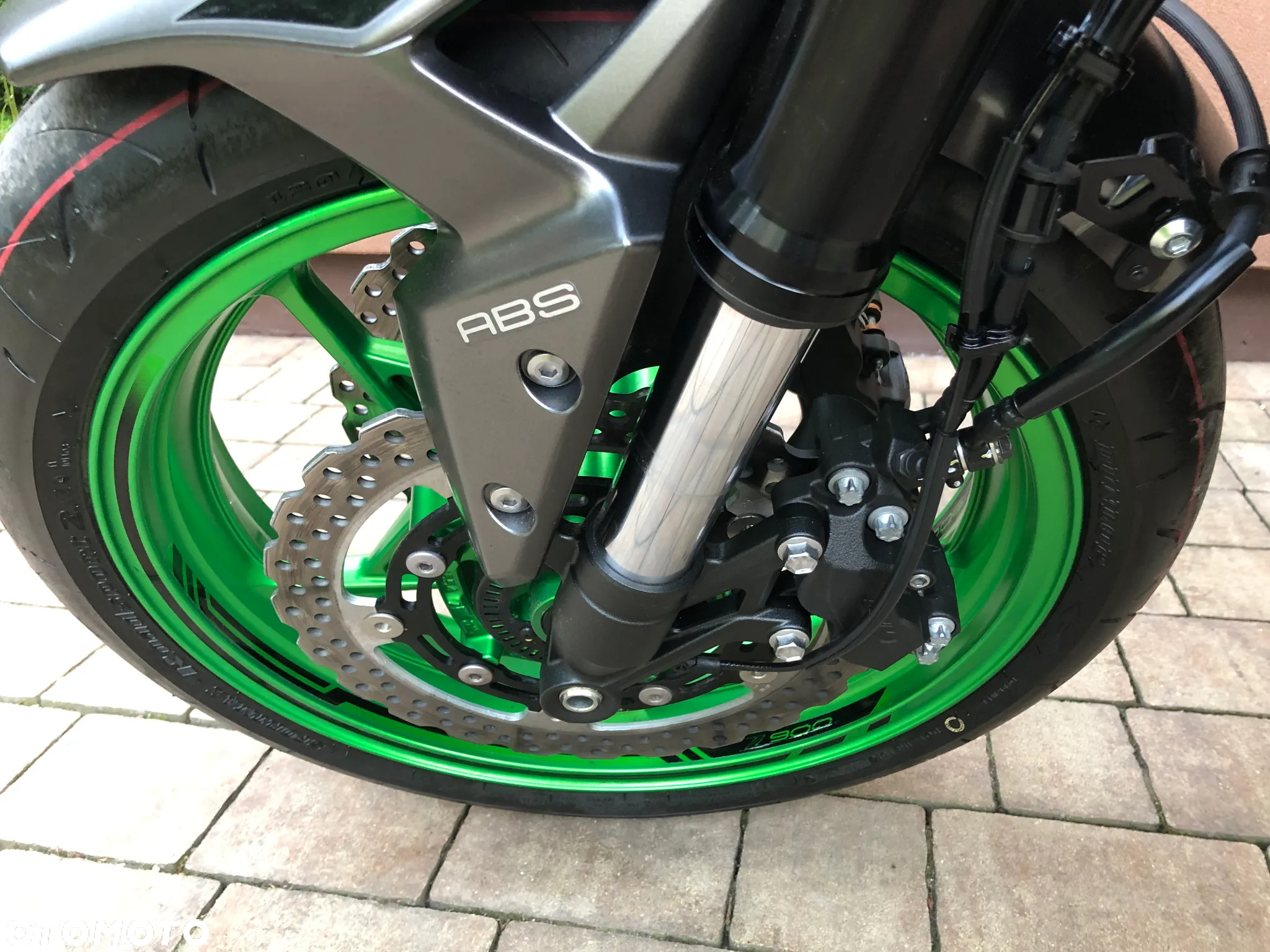 Kawasaki Z 900 - 6