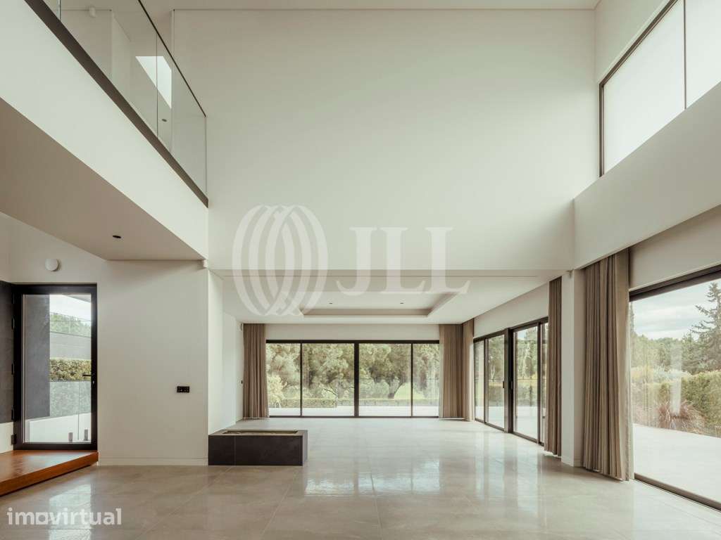 Moradia T4 com jardim e piscina Vilamoura Algarve - Grande imagem: 2/53