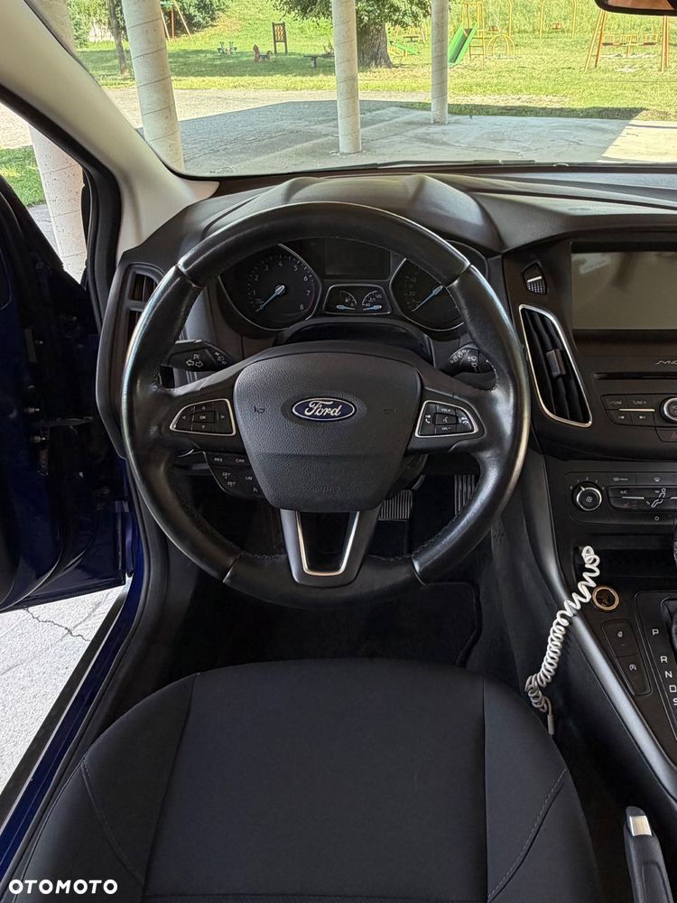 Ford Focus 1.0 EcoBoost SYNC Edition ASS PowerShift - 11