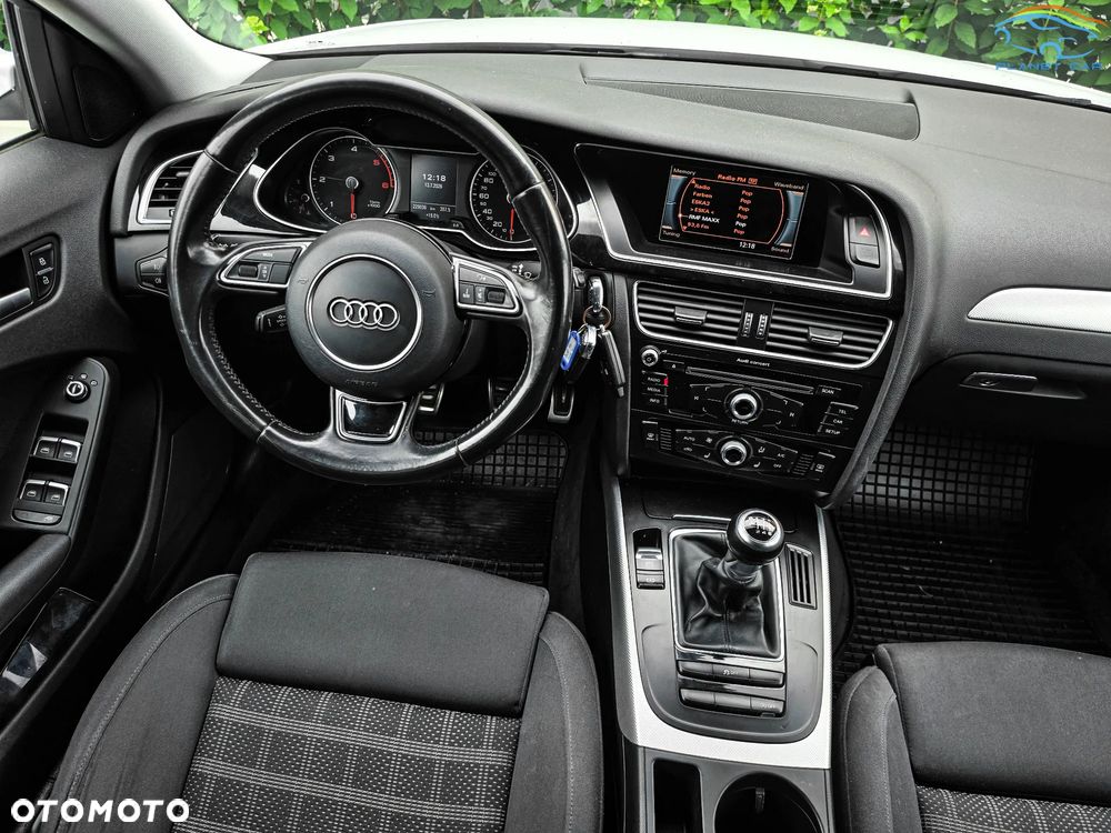 Audi A4 Avant 2.0 TDI DPF clean diesel quattro S line Sportpaket - 18