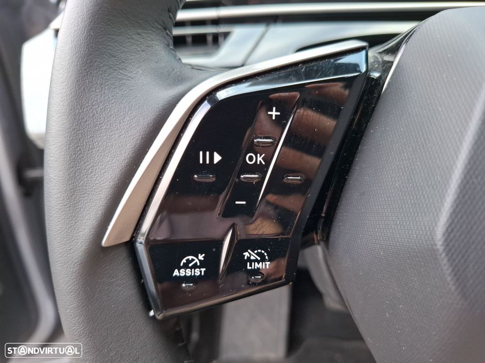 Peugeot 3008 1.2 Hybrid Allure e-DCS6 - 20