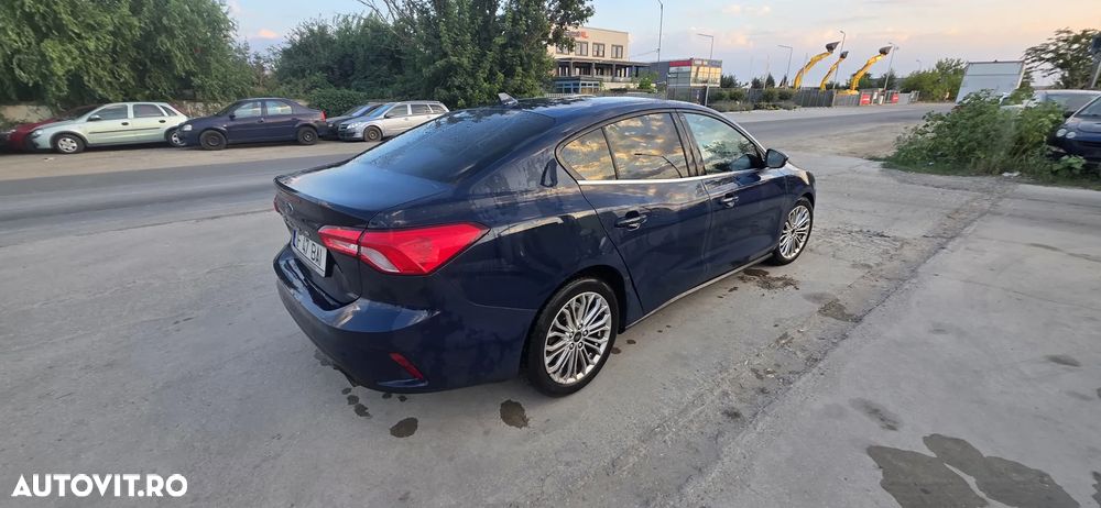 Ford Focus - 6