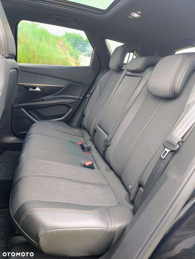 Peugeot 3008 - 18