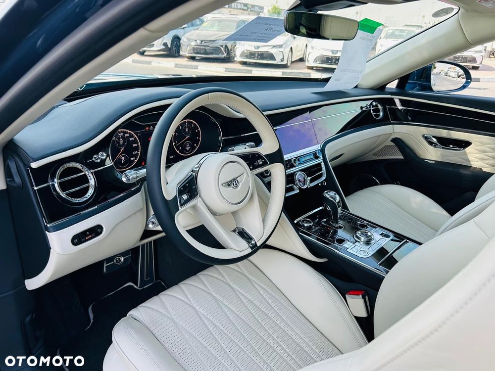 Bentley Flying Spur - 10