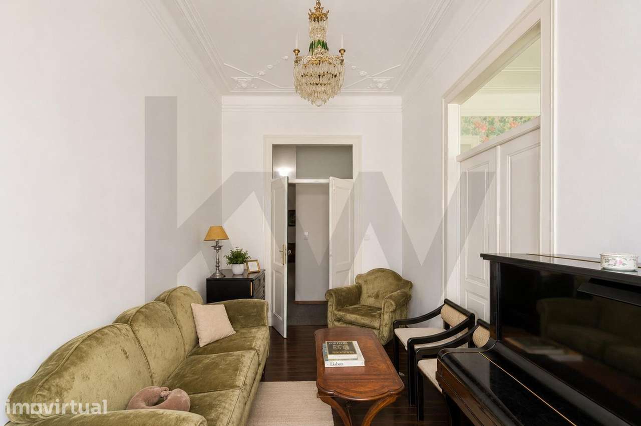 Apartamento de charme com logradouro no centro de Lisboa - Grande imagem: 2/24