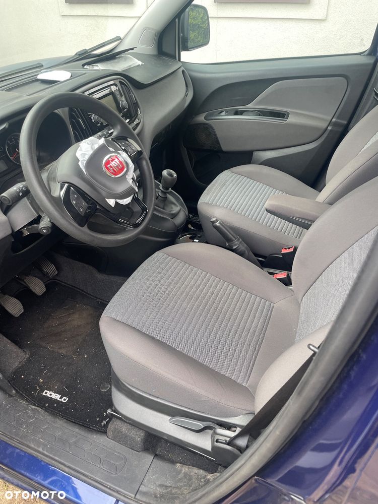 Fiat Doblo 1.4 T-Jet 16V Lounge - 10