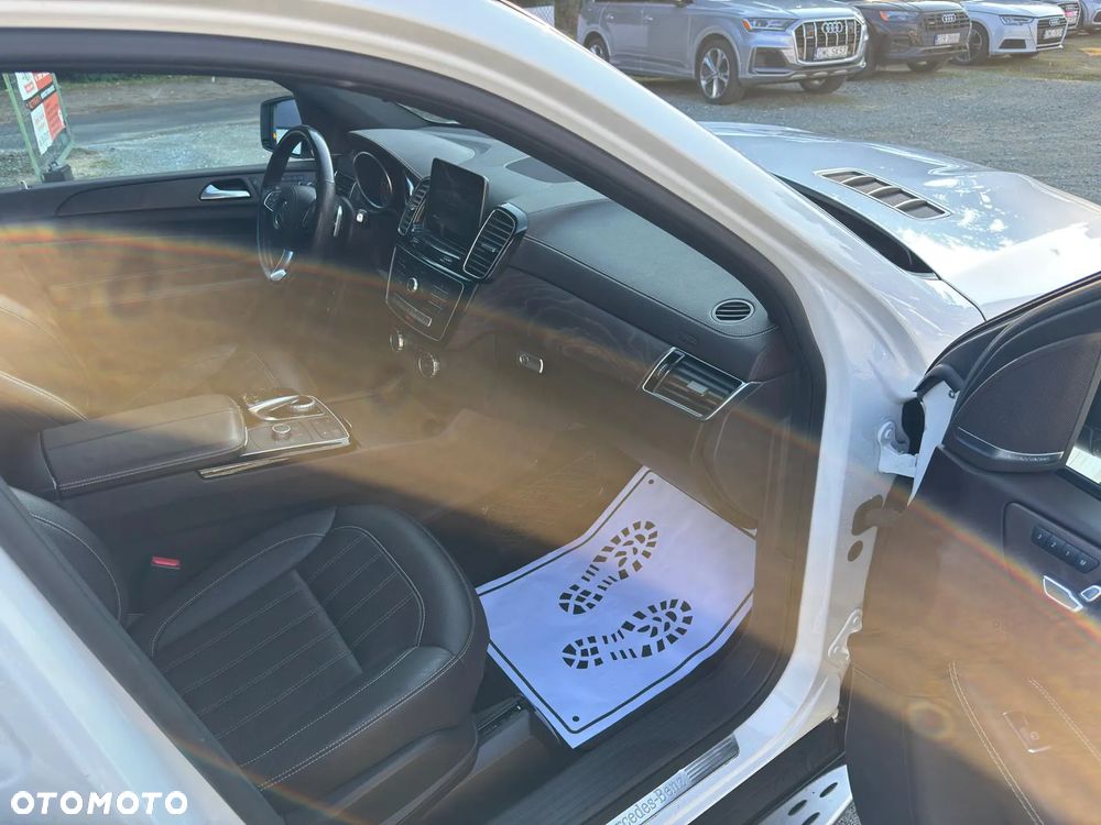 Mercedes-Benz GLS 450 4Matic 9G-TRONIC - 17