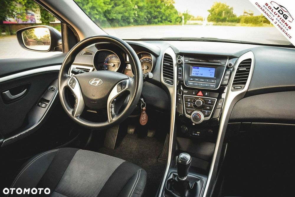 Hyundai i30 1.6 D Style - 27