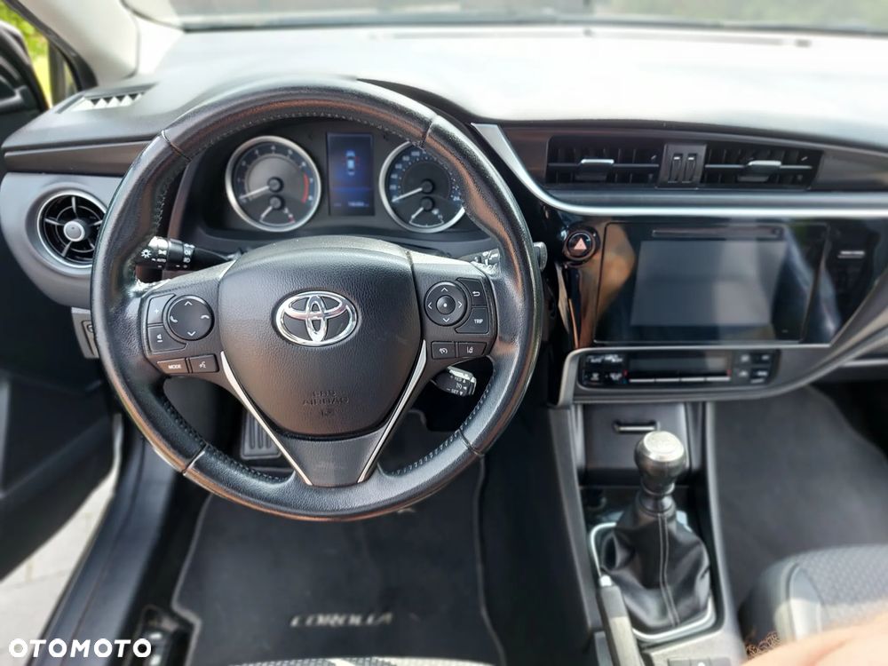 Toyota Corolla 1.6 Prestige - 15