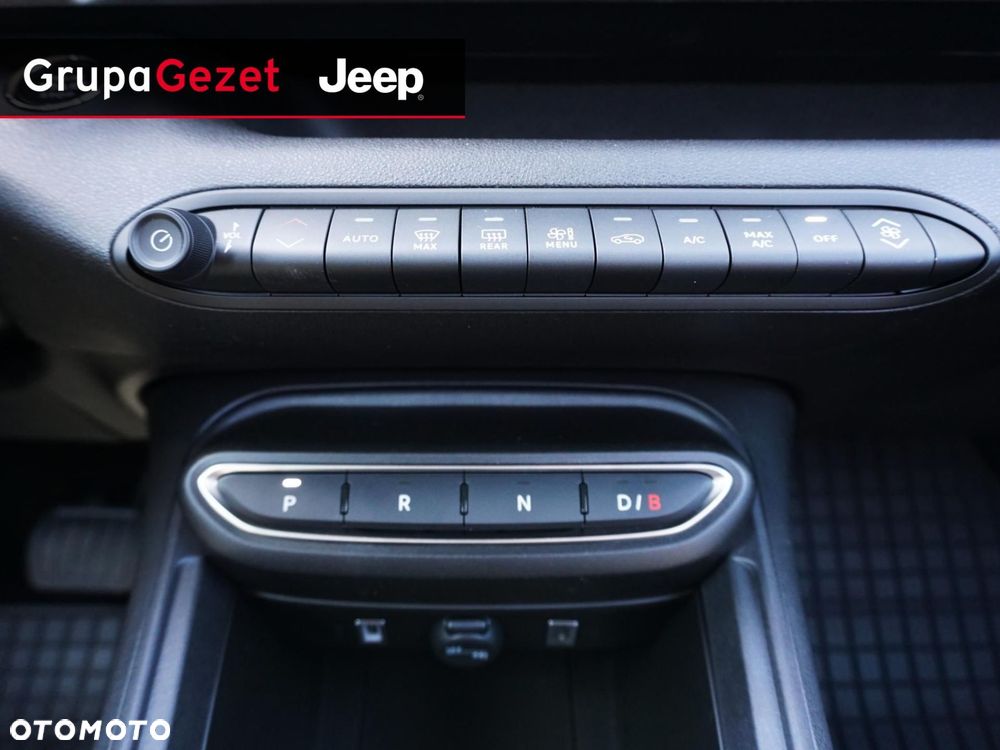 Jeep Avenger - 11
