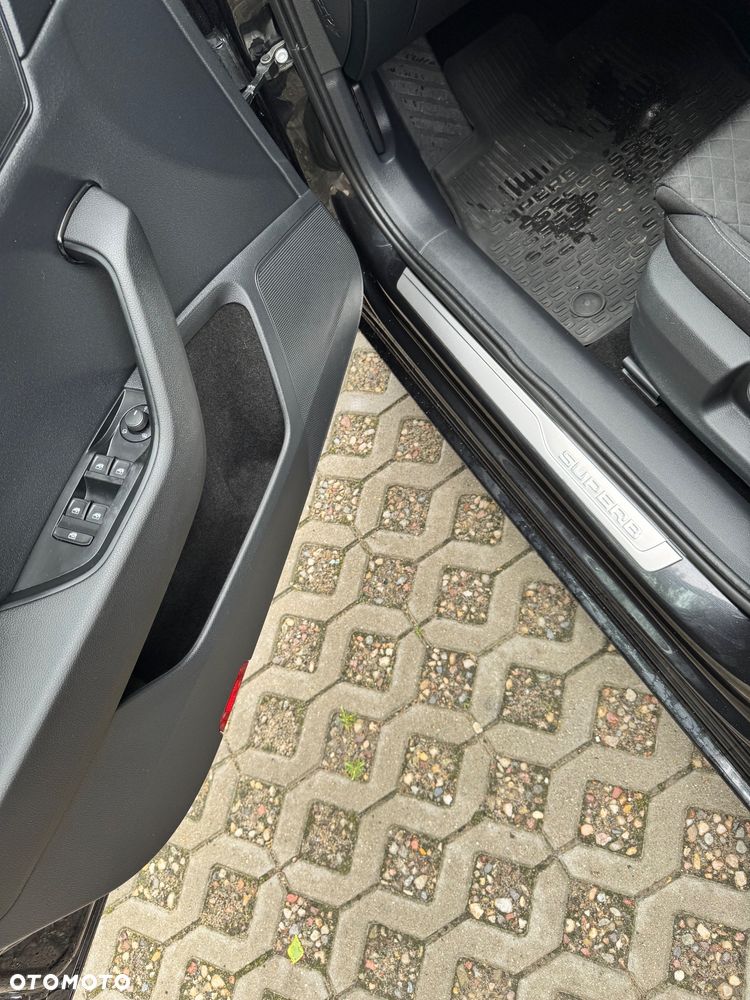 Skoda Superb 1.5 TSI Ambition DSG - 5